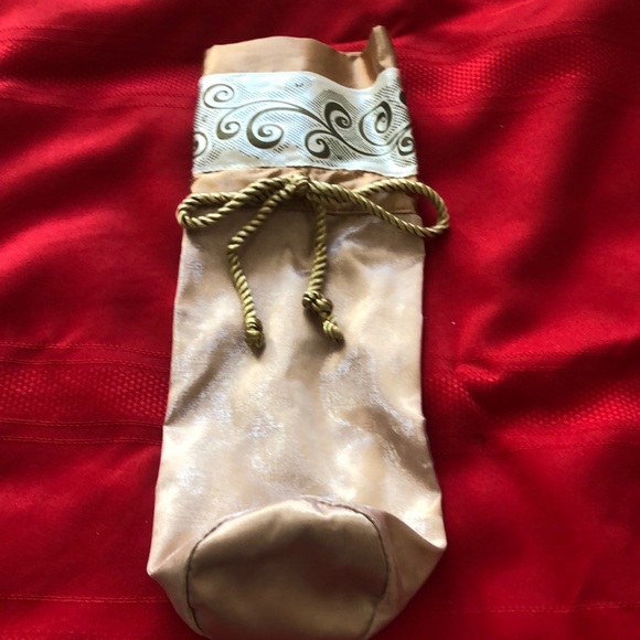 Source Unknown Other - Given as a Gift to a Lovely Lady! Beautiful Bottle Bag